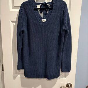 Pact Women's Tie back Deep Blue Sweater, Size Large